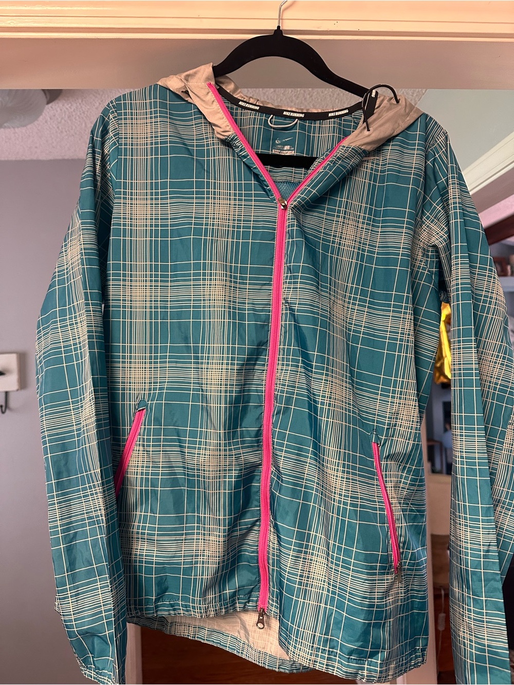 Nike Teal Plaid Lightweight Hooded Running Jacket with Pink Zippers
